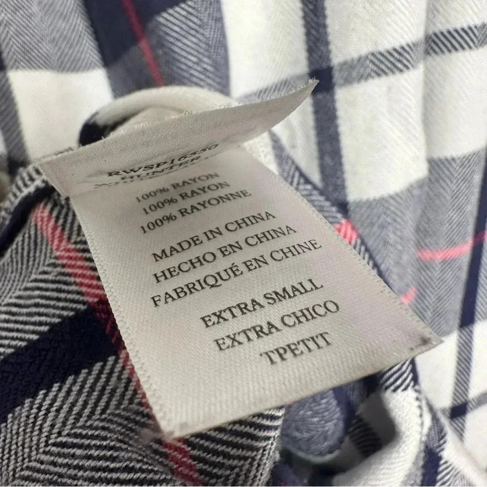 Rails Hunter White Navy Cranberry Button Down Shirt Size XS - Picture 8 of 8